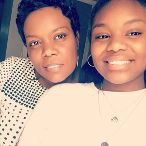 Meet your Posher, Simone